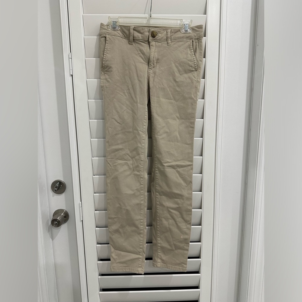 American Eagle Outfitters Khaki Pants Super Stretch 4 Regular Skinny